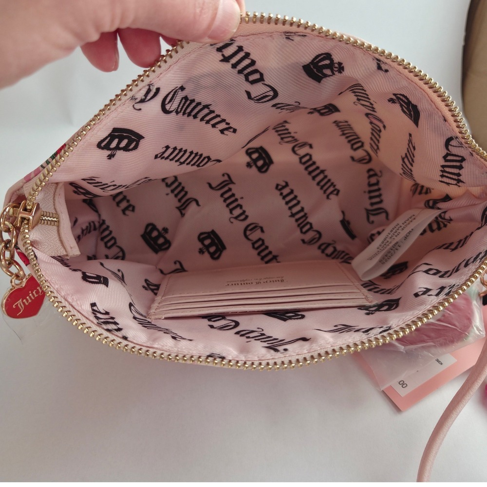 Juicy Couture Wristlet Pouch Womens OS Pink NWT Strawberry Bow Print Makeup Bag - Picture 10 of 16